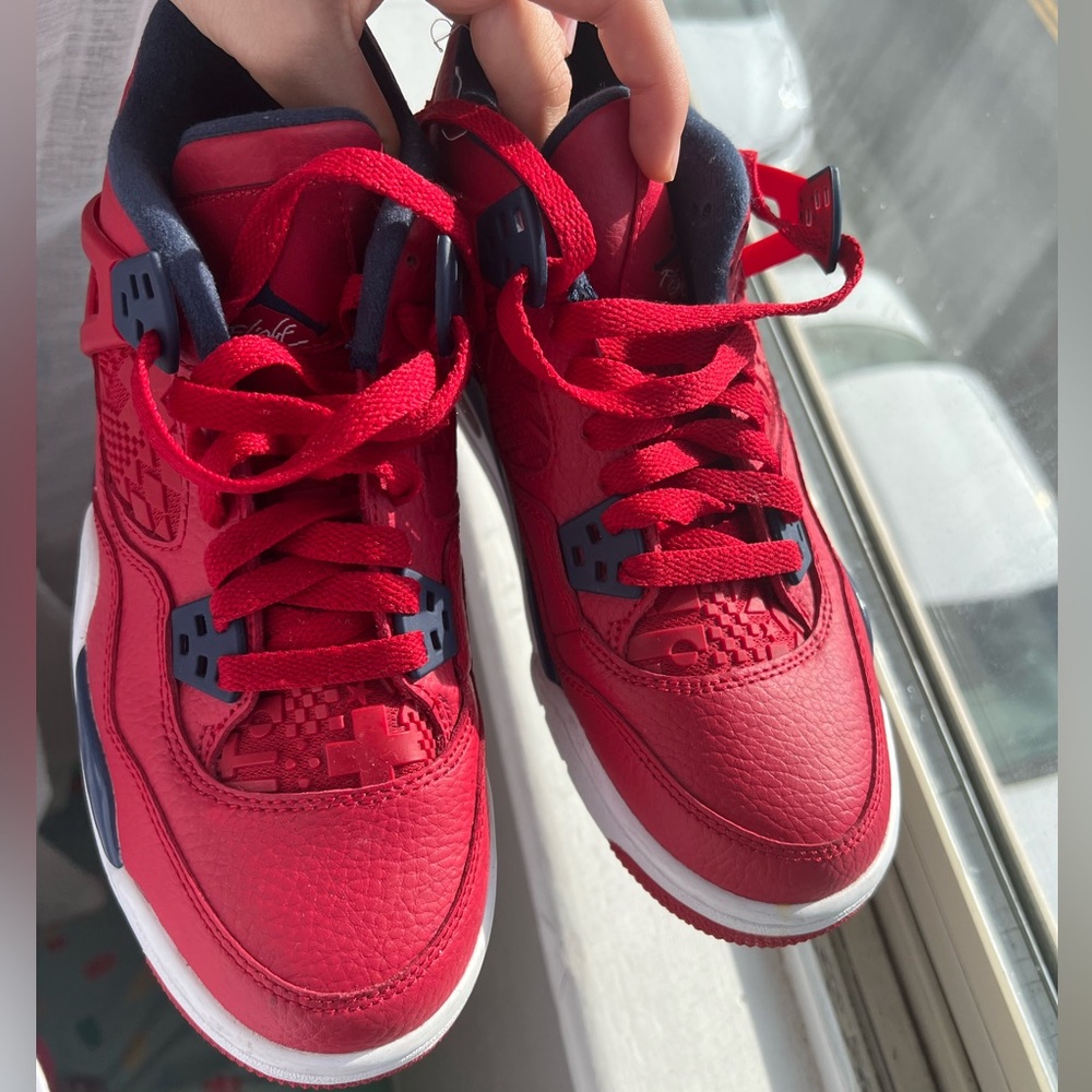 Jordan 4 Retro “FIBA”